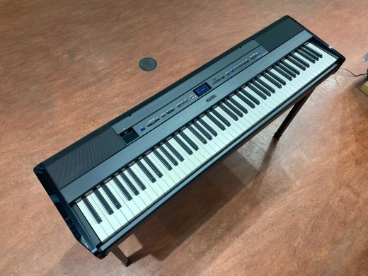 Yamaha P515 Black Digital Piano 2